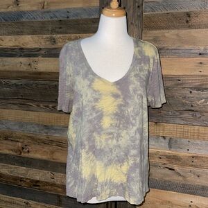 ATM Hi Low V-Neck Shirt